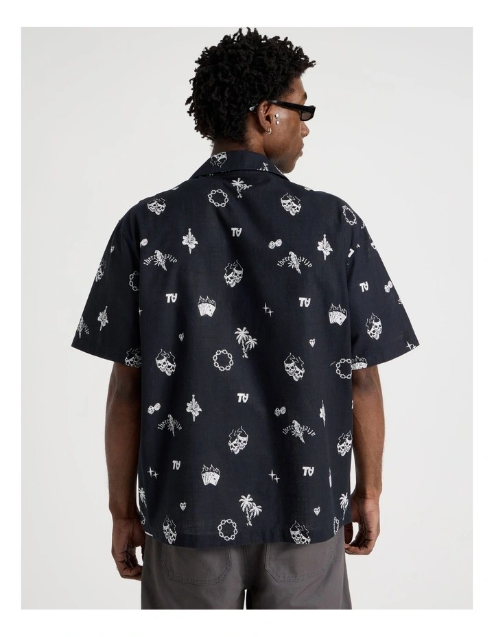 Short Sleeve Shirt in Black Resort Tropical Print image 6
