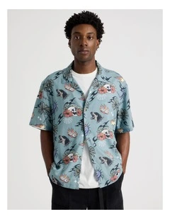 Short Sleeve Shirt in Light Blue Resort Flash Print