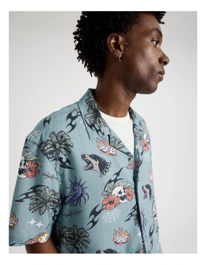 Short Sleeve Shirt in Light Blue Resort Flash Print image 3