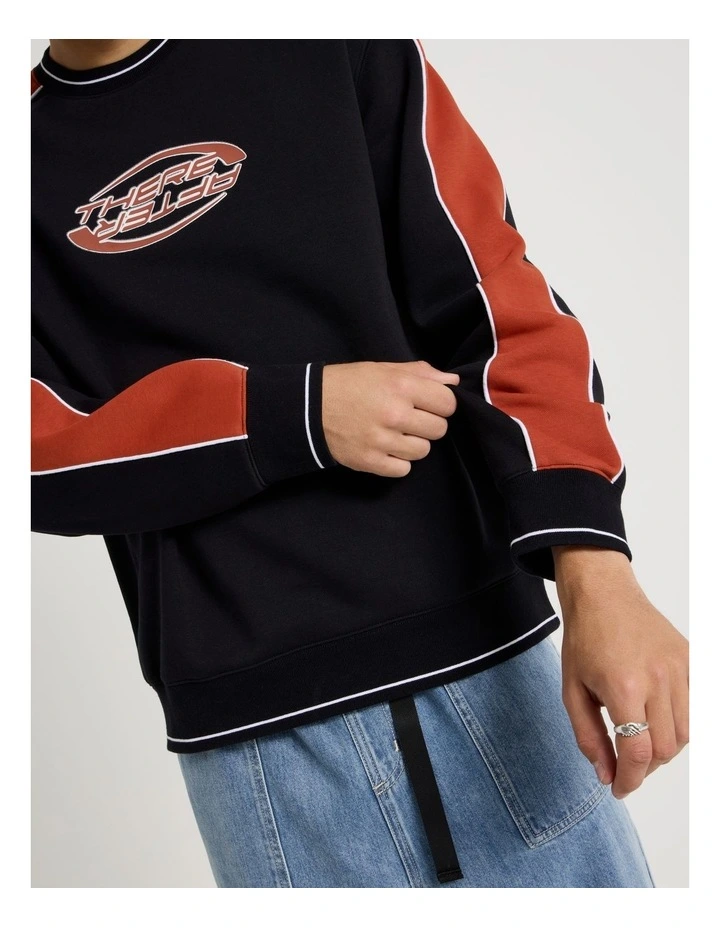 Retro Crew Sweat in Black image 7