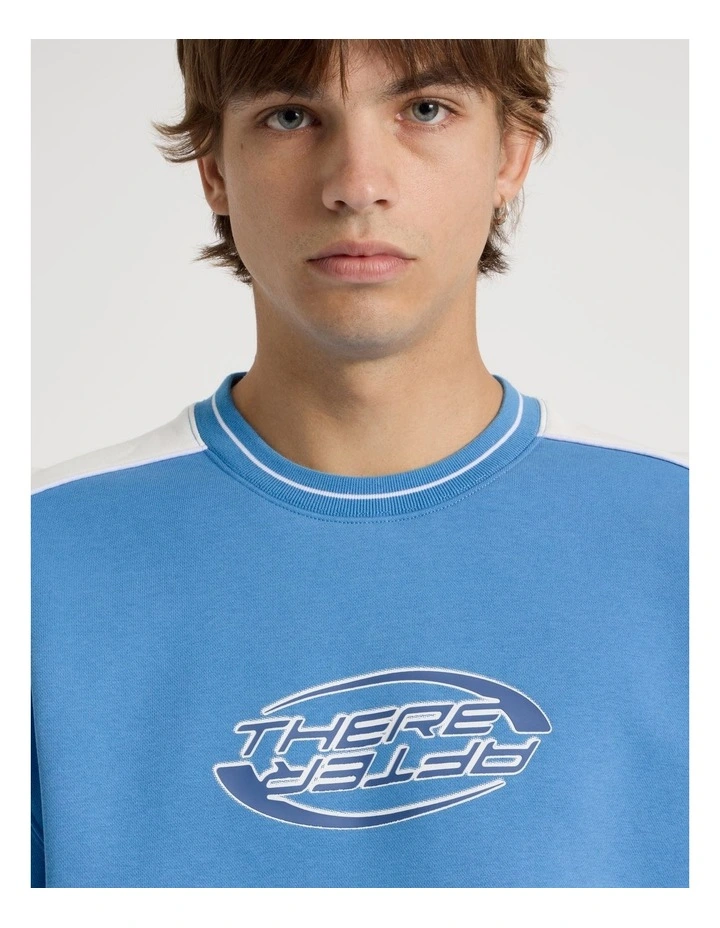 Retro Crew Sweat in Blue image 4