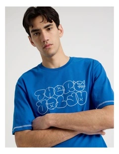 Contrast Stitch Print Short Sleeve Tee in Blue