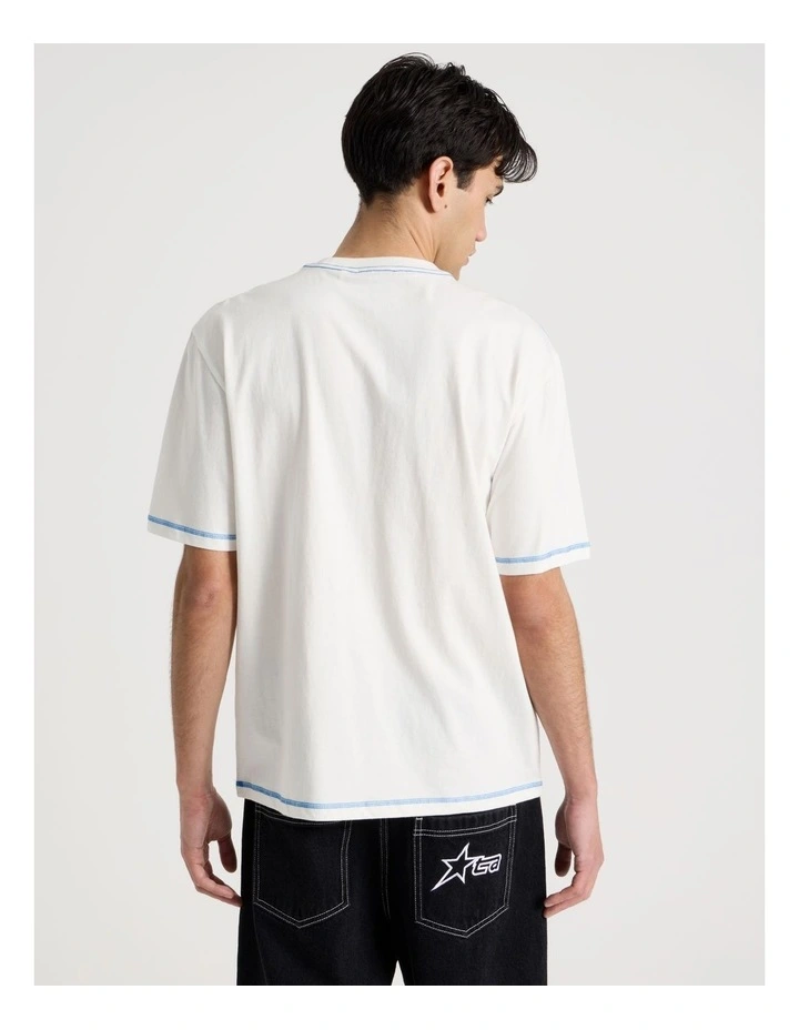 Contrast Stitch Print Short Sleeve Tee in White image 6