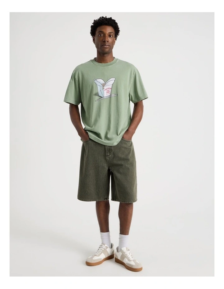 Short Sleeve Tee in Green Noodle Box Print image 6