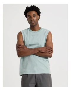 Acid Wash Muscle Tank in Teal Barbed Print