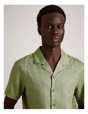 Elijah Embroidered Short Sleeve Lyocell Shirt in Green