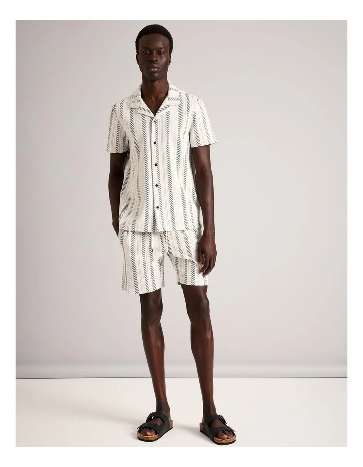 Tyler Textured Knit Short Sleeve Shirt in Navy image 2