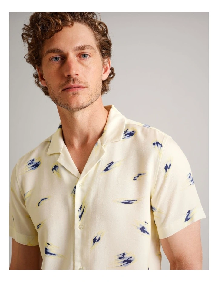Cooper Abstract Print Short Sleeve Lyocell Shirt in Lemon image 2