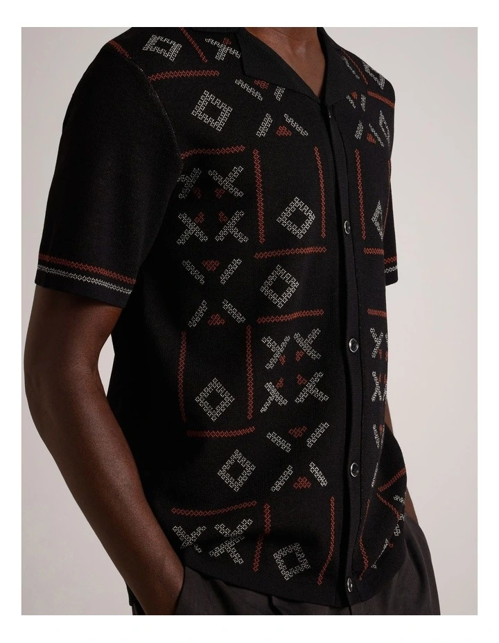 Roman Textured Knit Short Sleeve Shirt in Black image 3