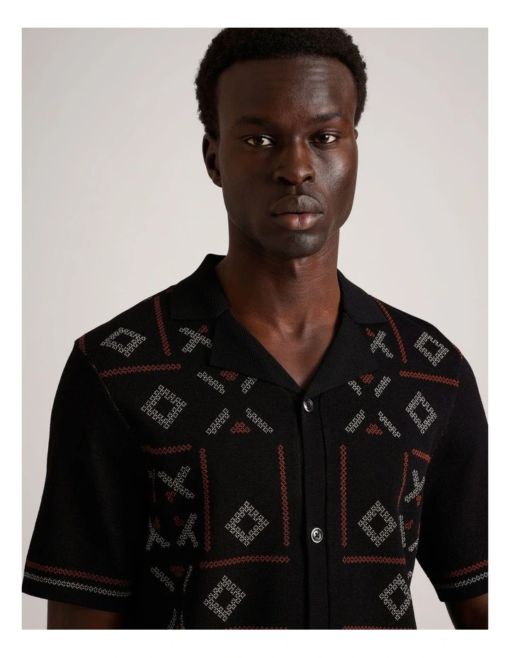 Roman Textured Knit Short Sleeve Shirt in Black image 4