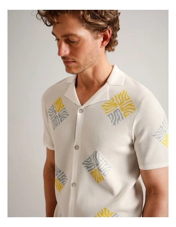 Dave Textured Knit Short Sleeve Shirt in White