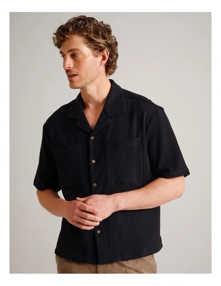 Wyatt Textured Short Sleeve Shirt in Navy image 3