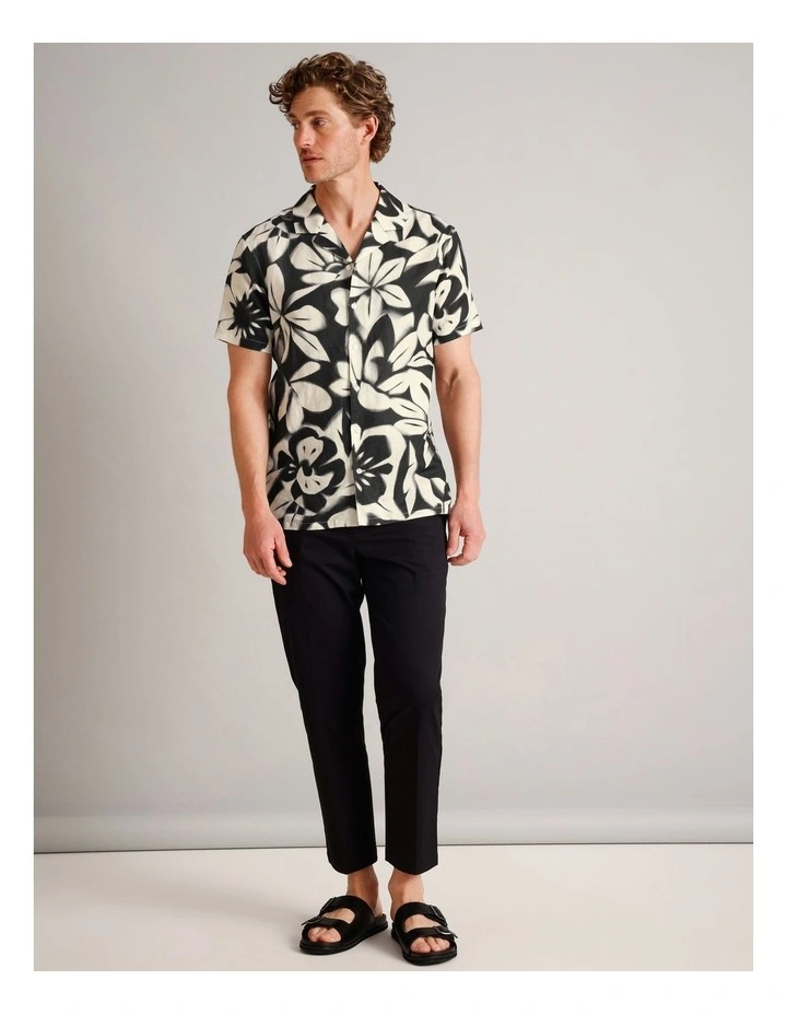 Carter Abstract Print Short Sleeve Linen Blend Shirt in Black image 3