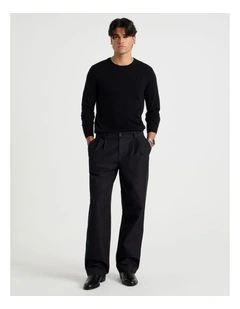 Double Pleat Tapered Fit Pants in Black