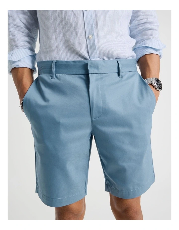 Chino Shorts in Blue image 4