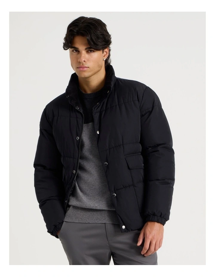 Puffer Jacket in Black image 1