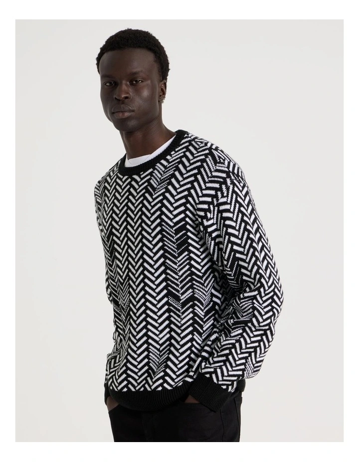 Herringbone Pattern Crew Neck Knit in Black image 3