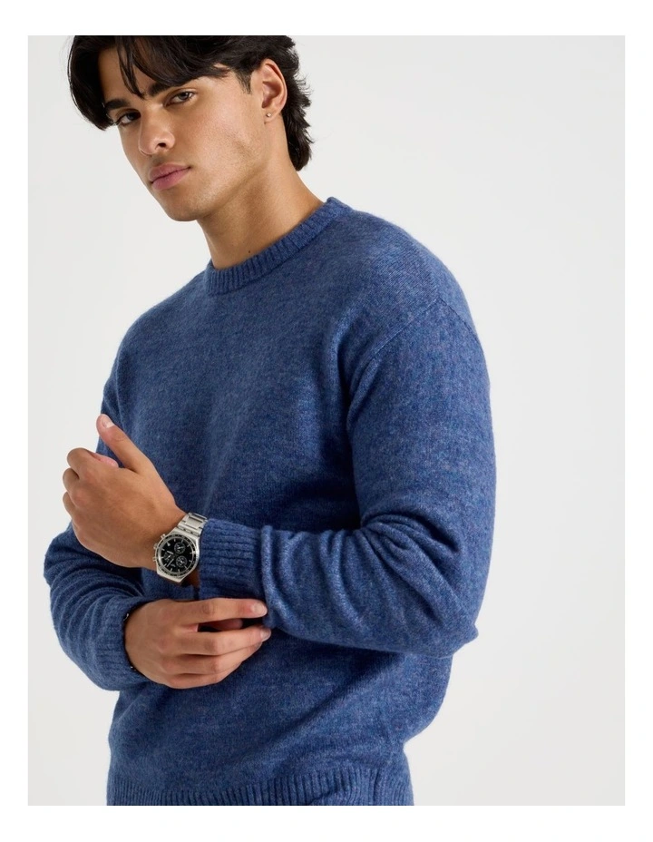 Crew Neck Lofty Knit in Navy image 7