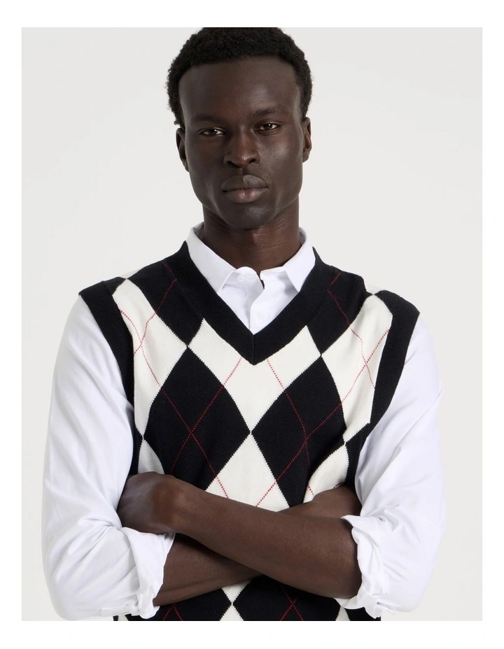 Argyle Vest in Black image 4