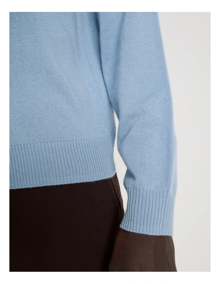 Crew Neck Knit in Light Blue image 7