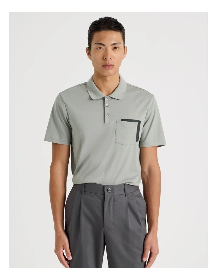 Double Pocket Polo in Grey image 2