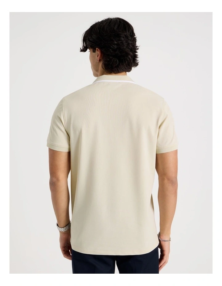 Contrast Tipping Open Collar Short Sleeve Polo in Sand image 6