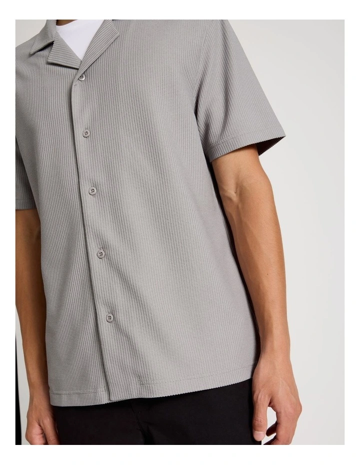 Relaxed Short Sleeve Textured Shirt in Grey image 5