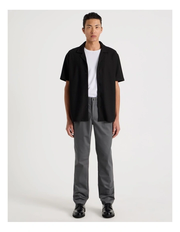 Relaxed Short Sleeve Textured Shirt in Black image 3