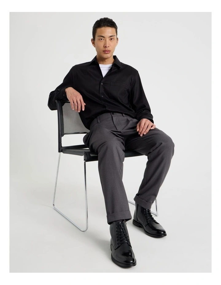 Long Sleeve With Chest Pocket Shirt in Black image 7