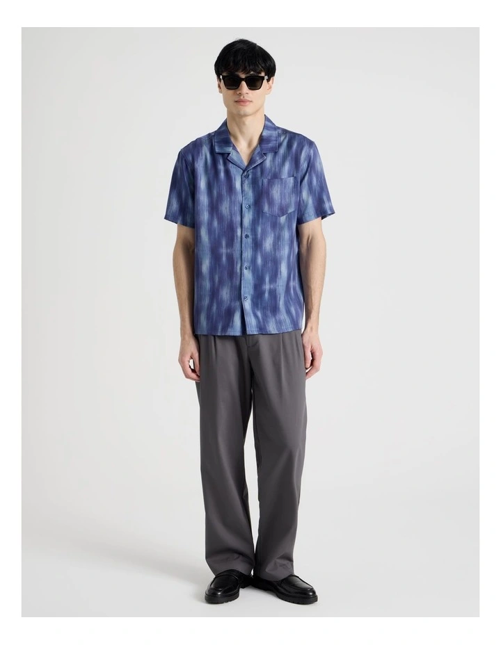 Resort Collar Printed Short Sleeve Shirt in Blue image 2