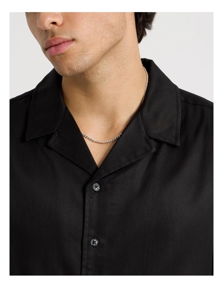 Relaxed Fit Resort Collar Lyocell Short Sleeve Shirt in Black image 4