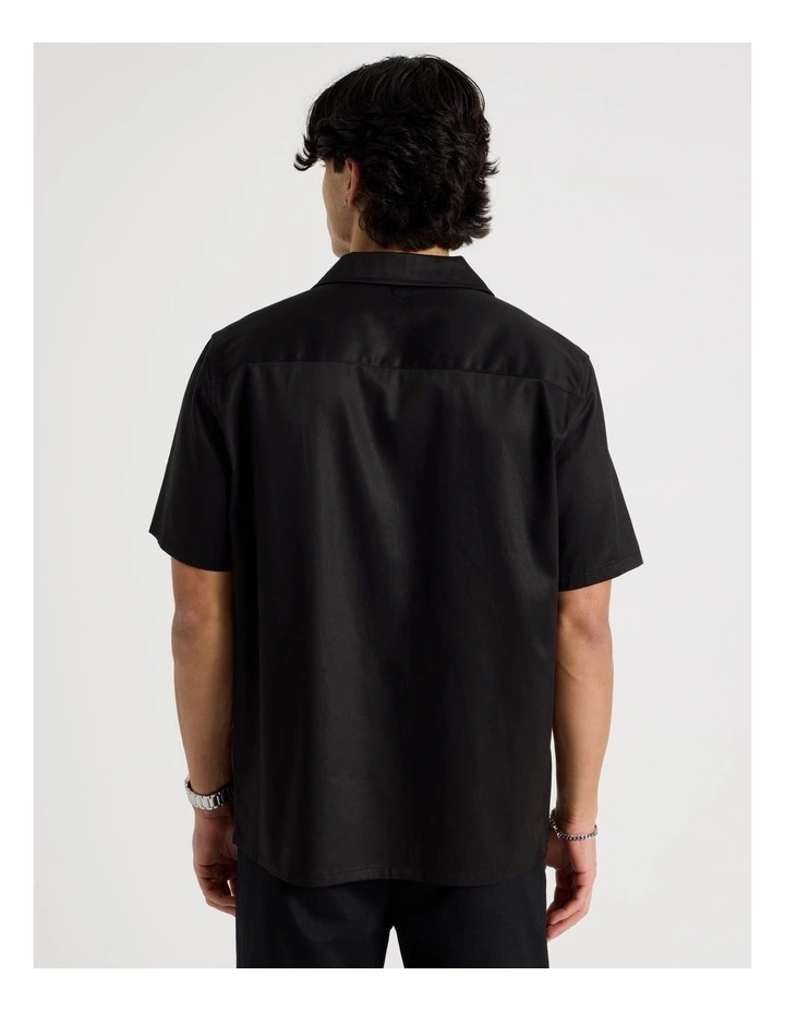 Relaxed Fit Resort Collar Lyocell Short Sleeve Shirt in Black image 6