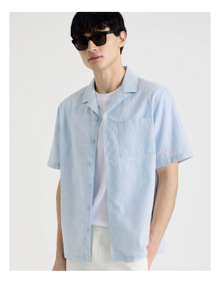 Short Sleeve Shirt in Light Blue image 3