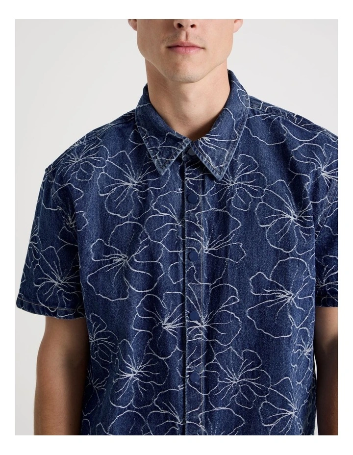 Denim Jacquard Short Sleeve Shirt in Mid Blues image 4