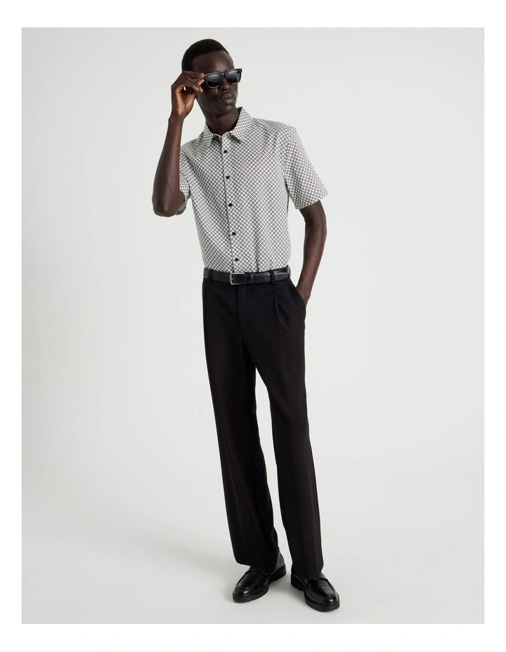 Geo Print Short Sleeve Shirt in Black image 3