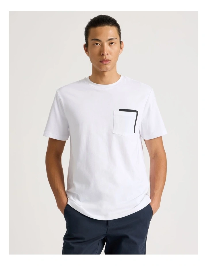 Short Sleeve Pocket T-Shirt in White image 4