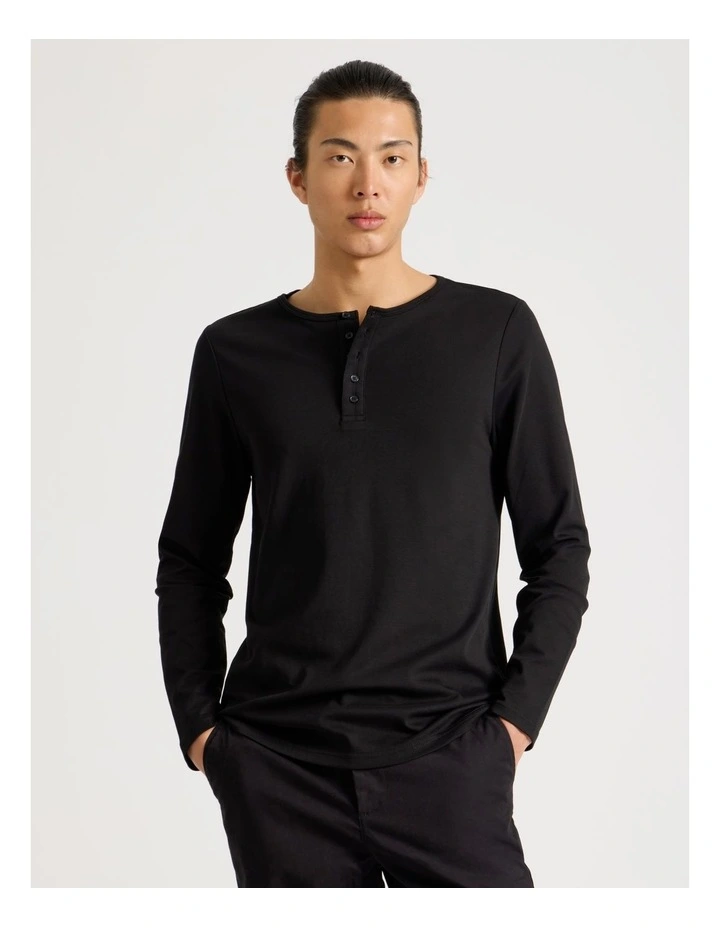 Long Sleeve Henley T-Shirt in Black image 4