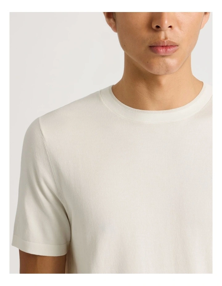 Short Sleeve With Intarsia Detail T-Shirt in White image 5
