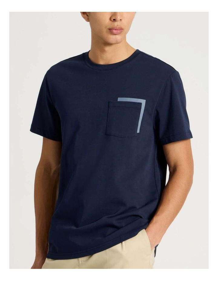 Short Sleeve Pocket T-Shirt in Navy image 4