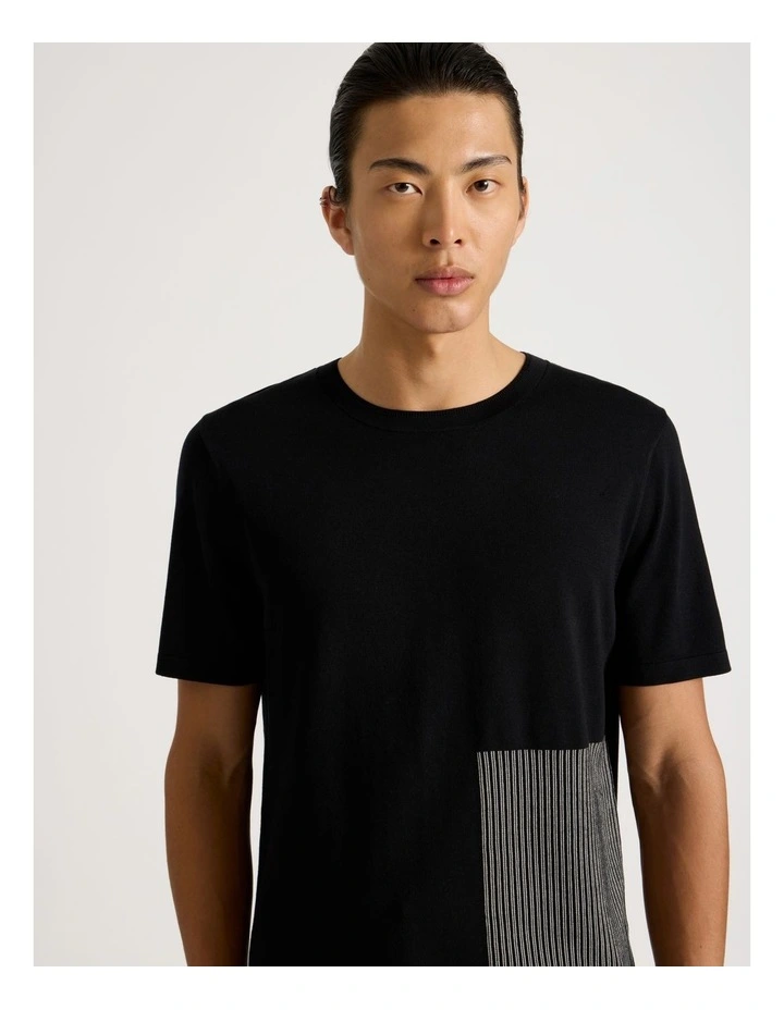 Short Sleeve With Intarsia Detail T-Shirt in Black image 4