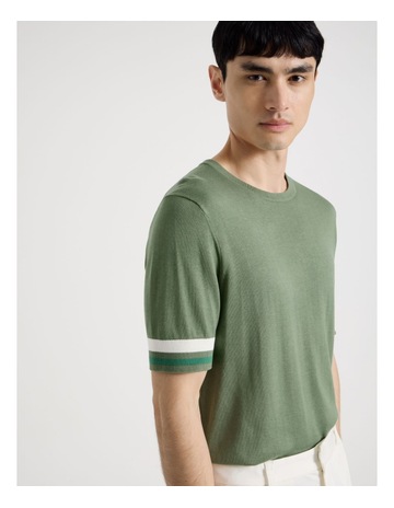 Green colour