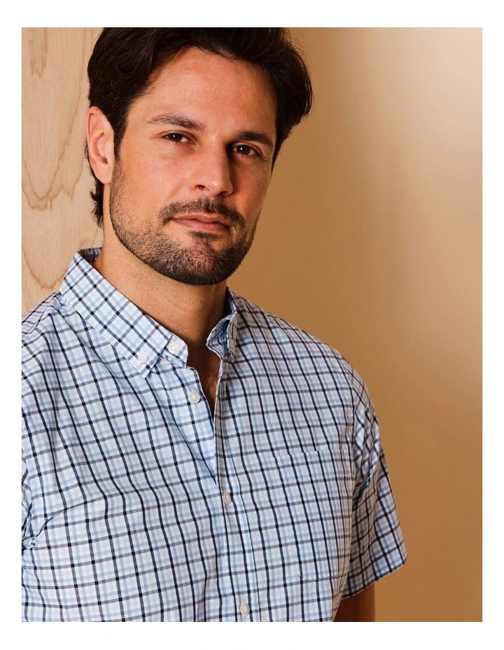 Chase Short Sleeve Check Shirt in Blue image 4
