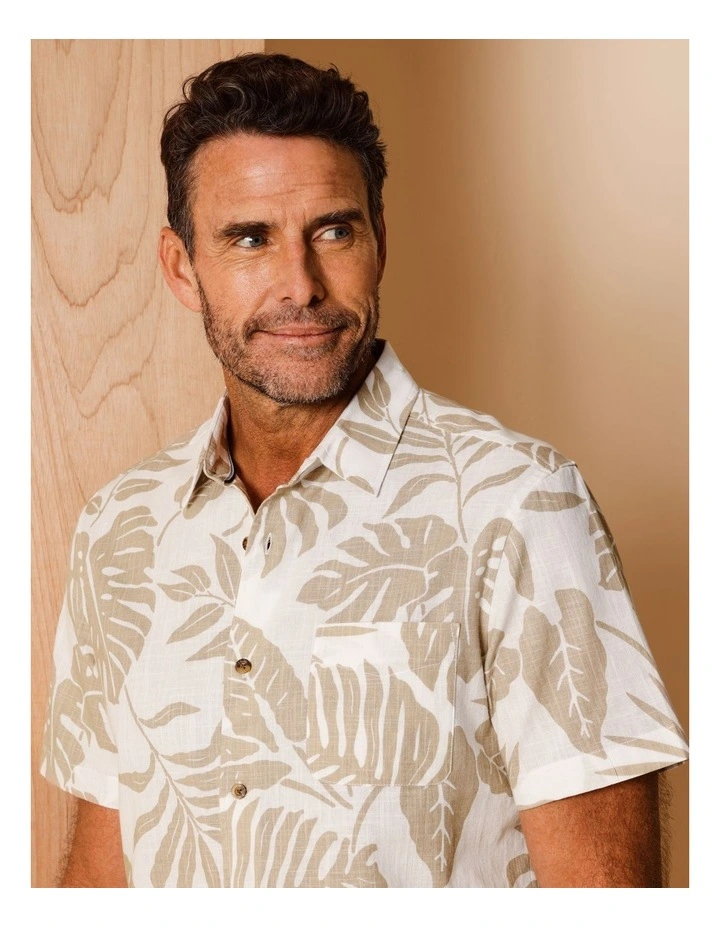 Patton Short Sleeve Print Shirt in Natural image 2