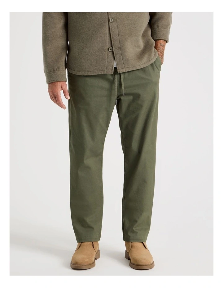 Rugby Jogger Pant in Olive image 2