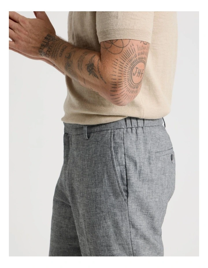 Linen Tailored Pants Elastic Back in Black image 4