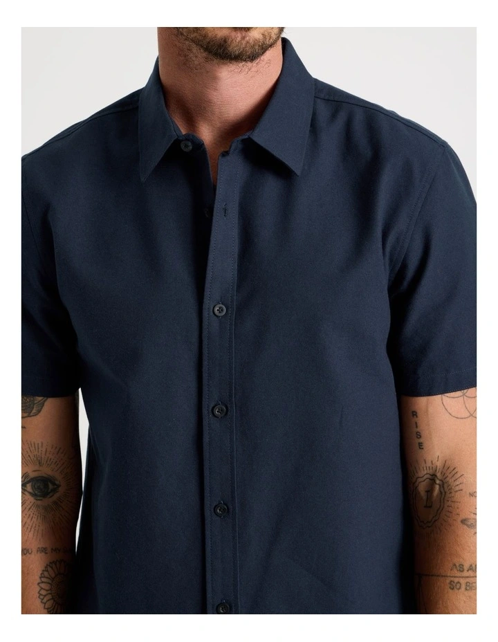 Short Sleeve Oxford Shirt in Navy image 5