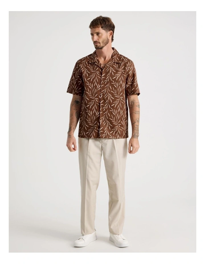 Shirt in Brown Bamboo Leaf Print image 2