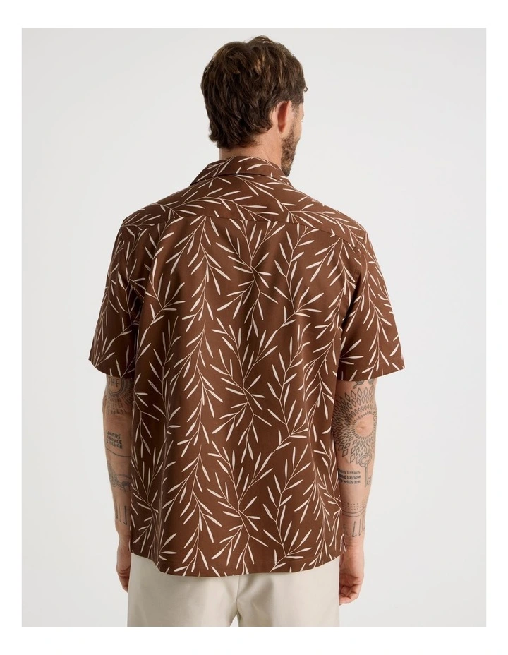 Shirt in Brown Bamboo Leaf Print image 5