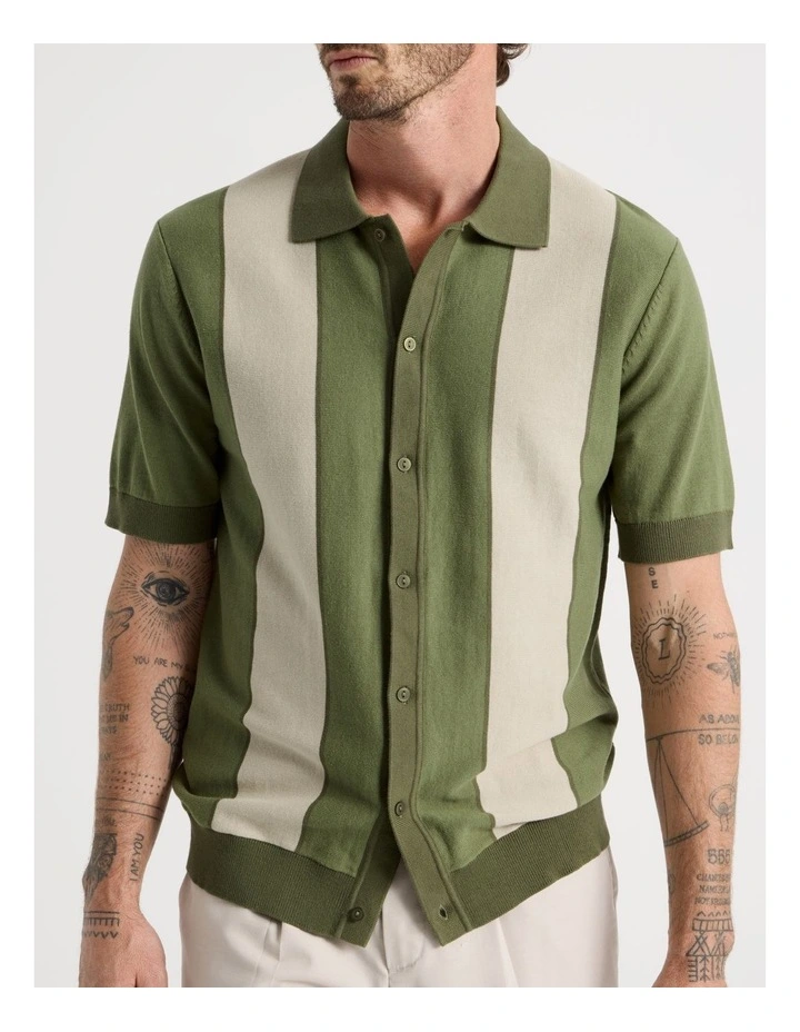 Panelled Knit Short Sleeve Shirt in Olive image 4