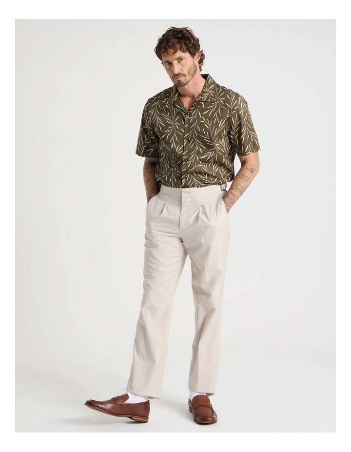 Shirt in Green Bamboo Leaf Print image 2